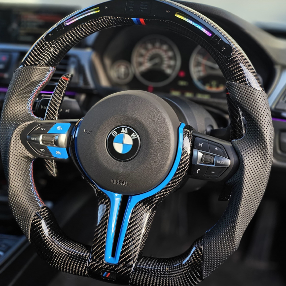 BMW-Carbon-Fiber-Led-2-580by580-(2)