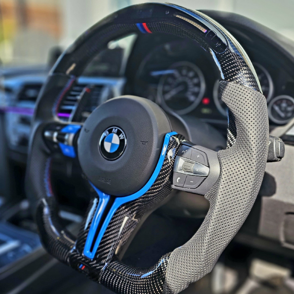 BMW-Carbon-Fiber-Led-2-580by580-(3)